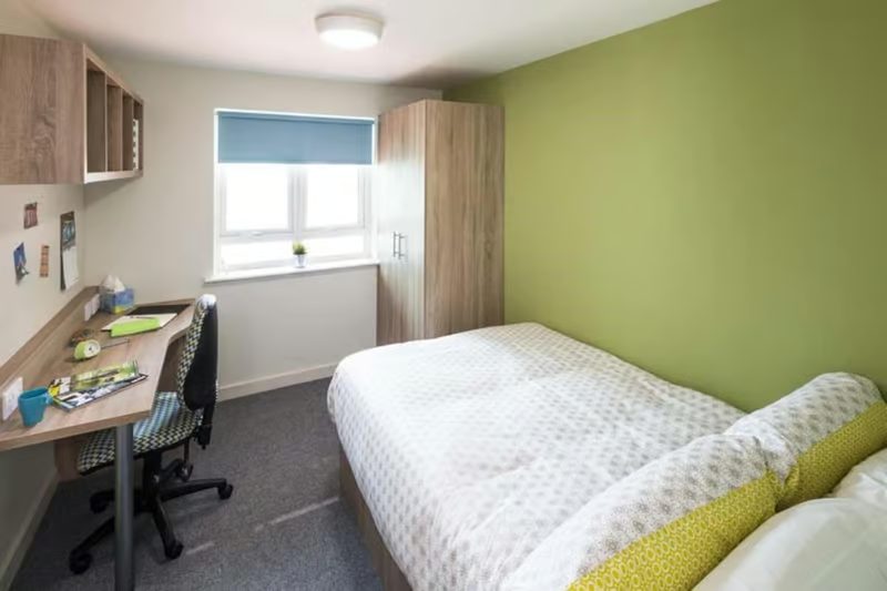 Deluxe Ensuite 3 Bed