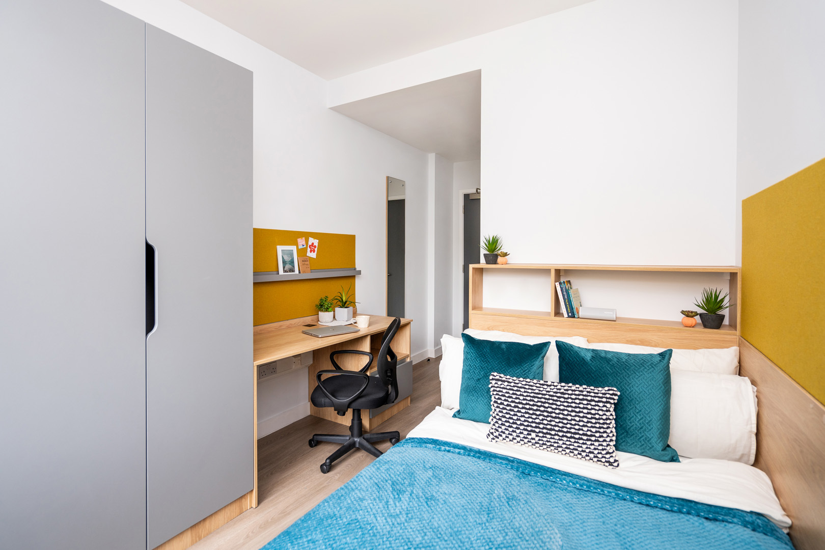 Ensuite - Bronze