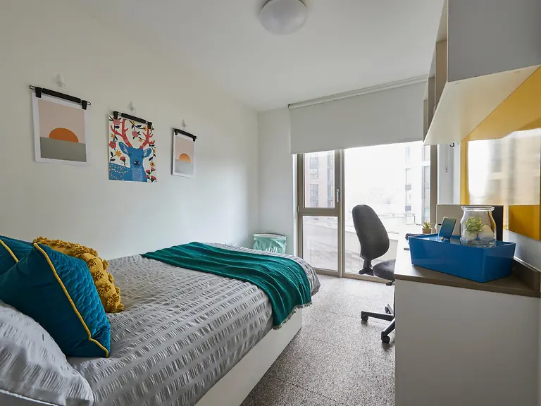 Upper Floor Ensuite (5 Bed)
