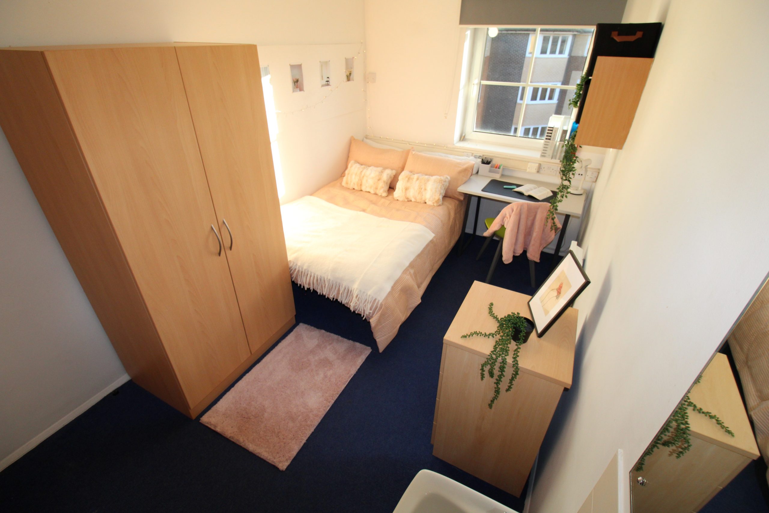 Non Ensuite Gold (6 Bed)