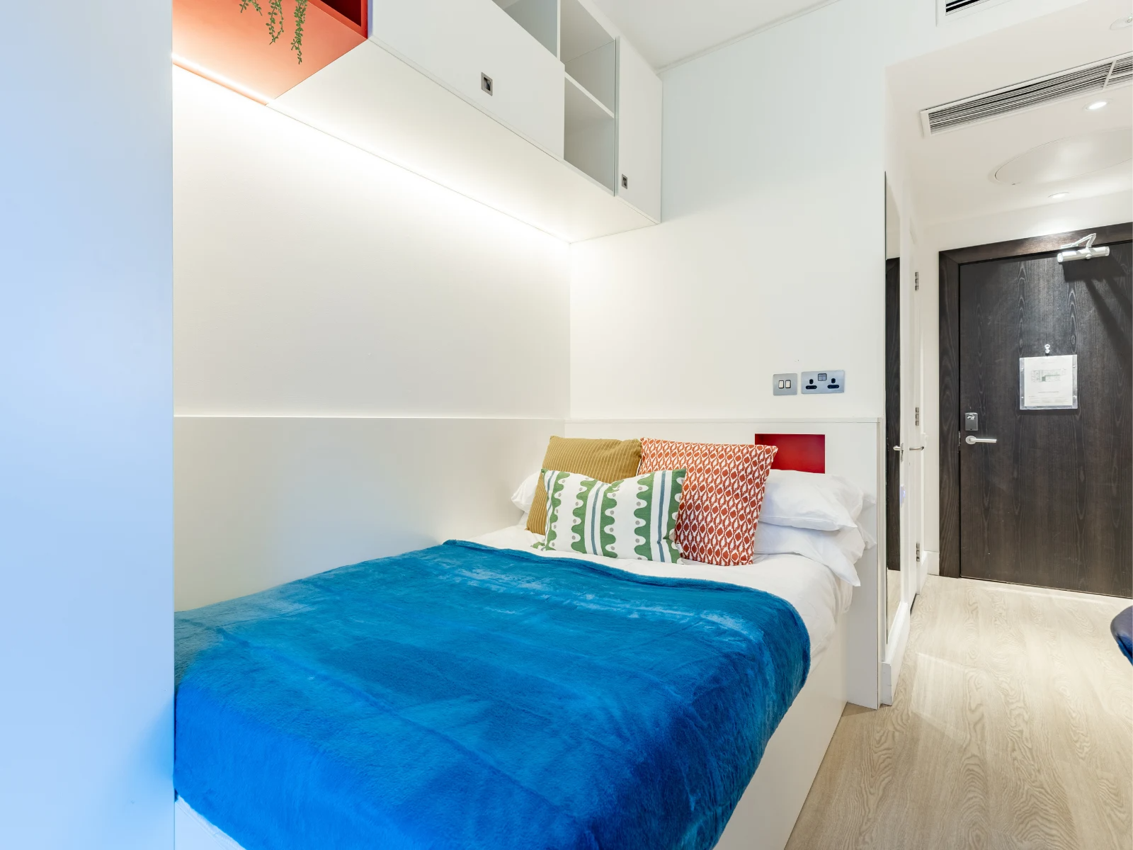 Economy En Suite