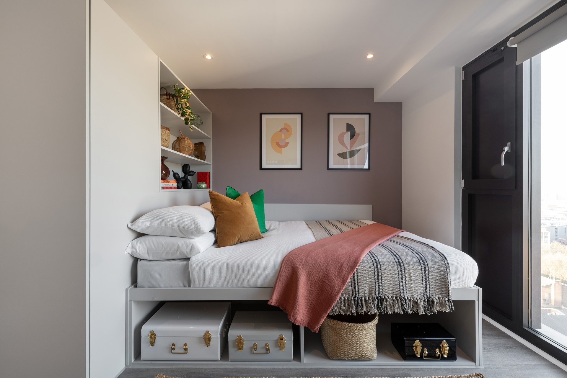 Luxe Studio Plus