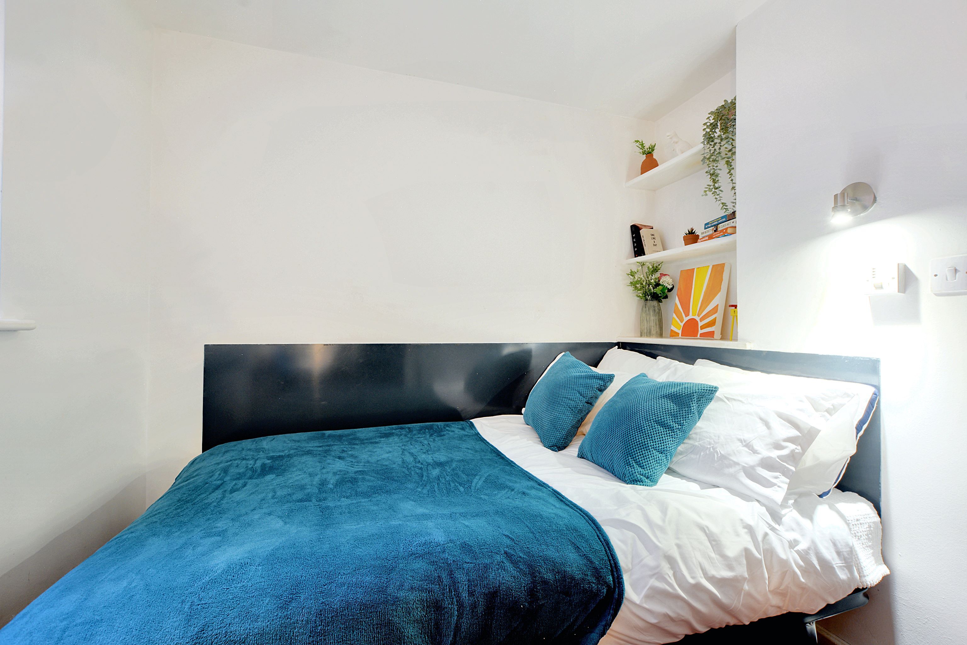2 Bed Bronze