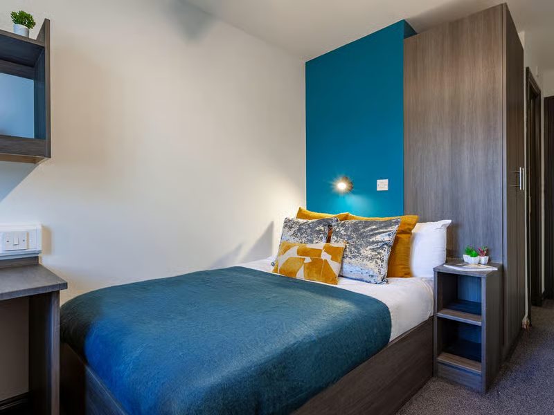 Platinum En-suite