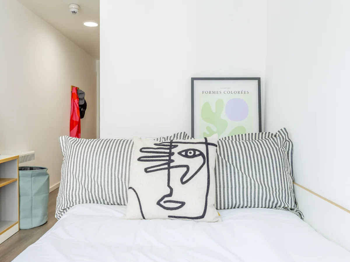 Bronze En Suite Two Bed Flat