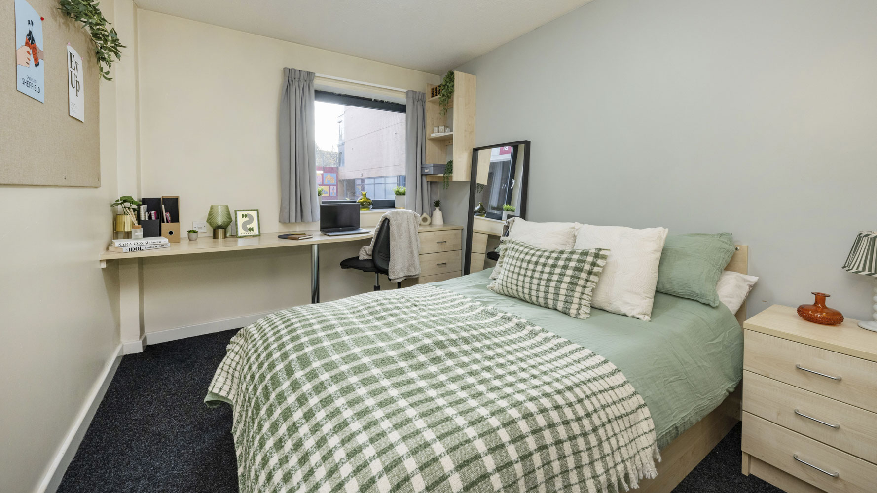 Classic 4 Bed Ensuite