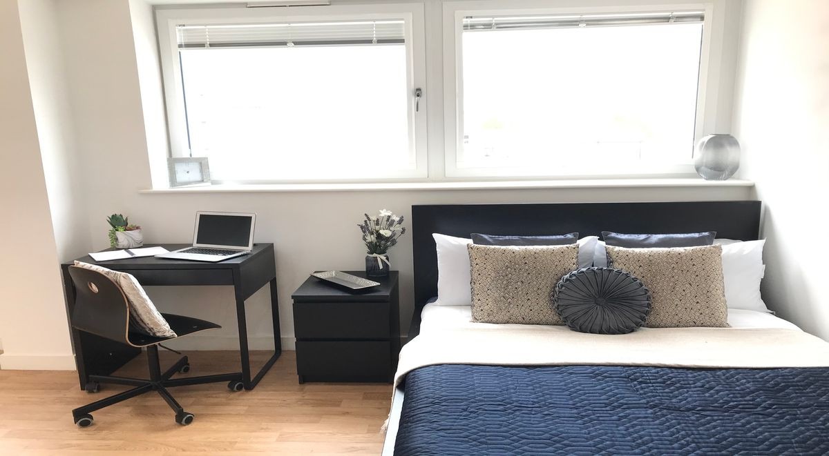 Top Floor Deluxe Studio