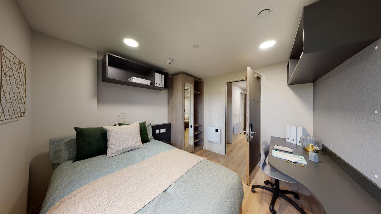 2-Bed Apartment